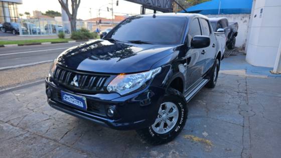 MITSUBISHI L200 TRITON 2.4 16V TURBO DIESEL SPORT GLX CD 4P 4X4 MANUAL